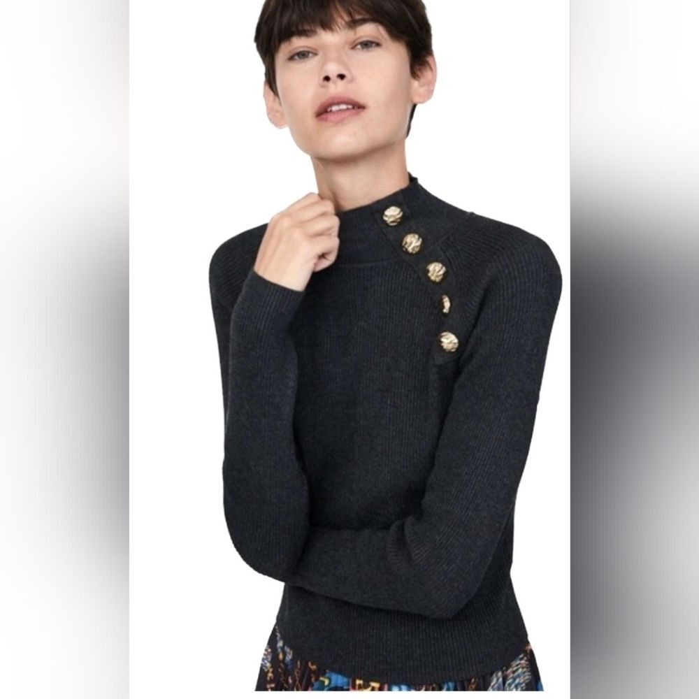 Zara Ribbed Knit Sweater Top Large Button Details Mock Neck New